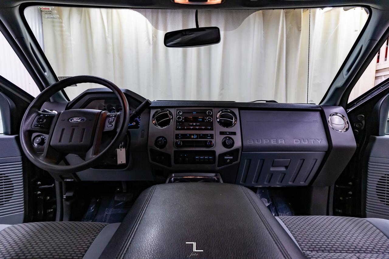 2011 Ford F-350 4x4 Crew Cab XLT Diesel BCam Red Deer AB