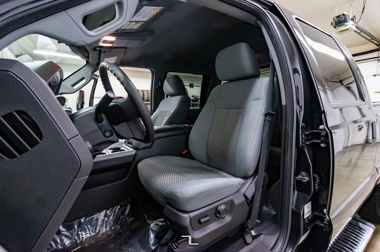 2011 Ford F-350 4x4 Crew Cab XLT Diesel BCam Red Deer AB