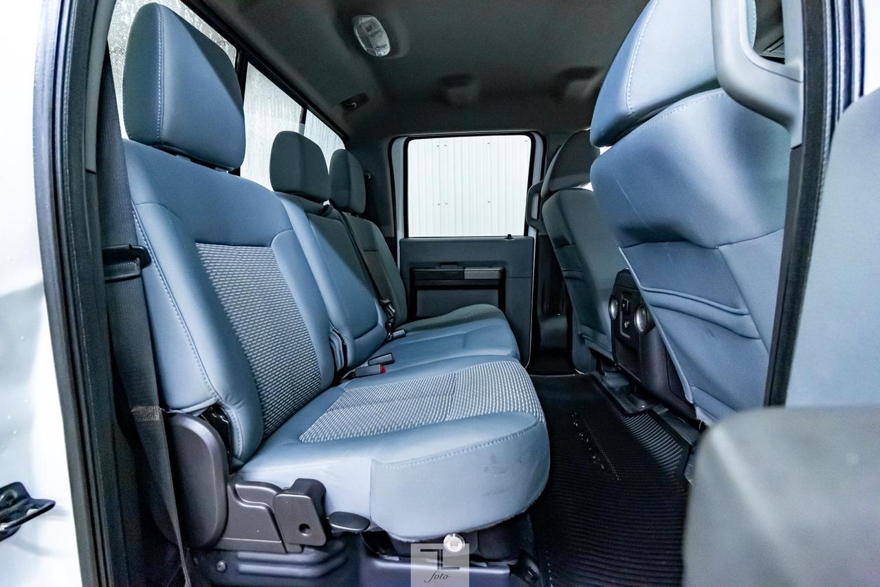 2011 Ford F-350 4x4 Crew Cab XLT FX4 Longbox BCam Red Deer AB