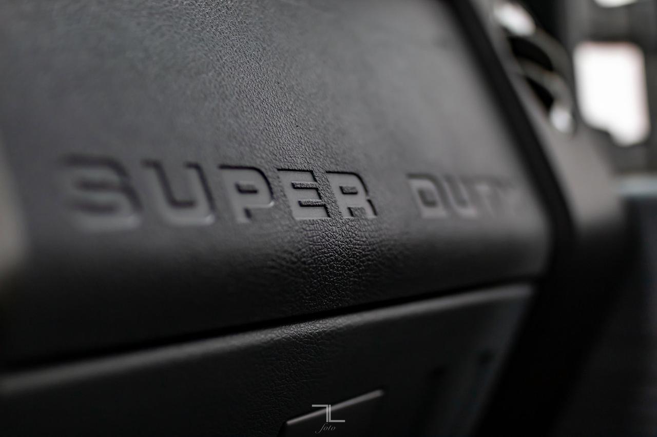 2011 Ford F-350 4x4 Crew Cab XLT FX4 Red Deer AB