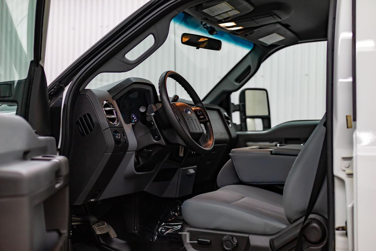 2011 Ford F-350 4x4 Crew Cab XLT FX4 Red Deer AB
