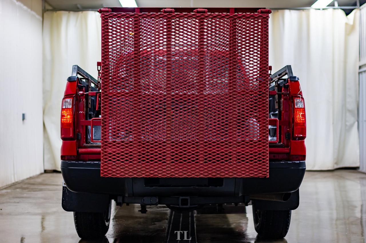 2011 Ford F-350 4x4 Reg Cab XLT Longbox Red Deer AB