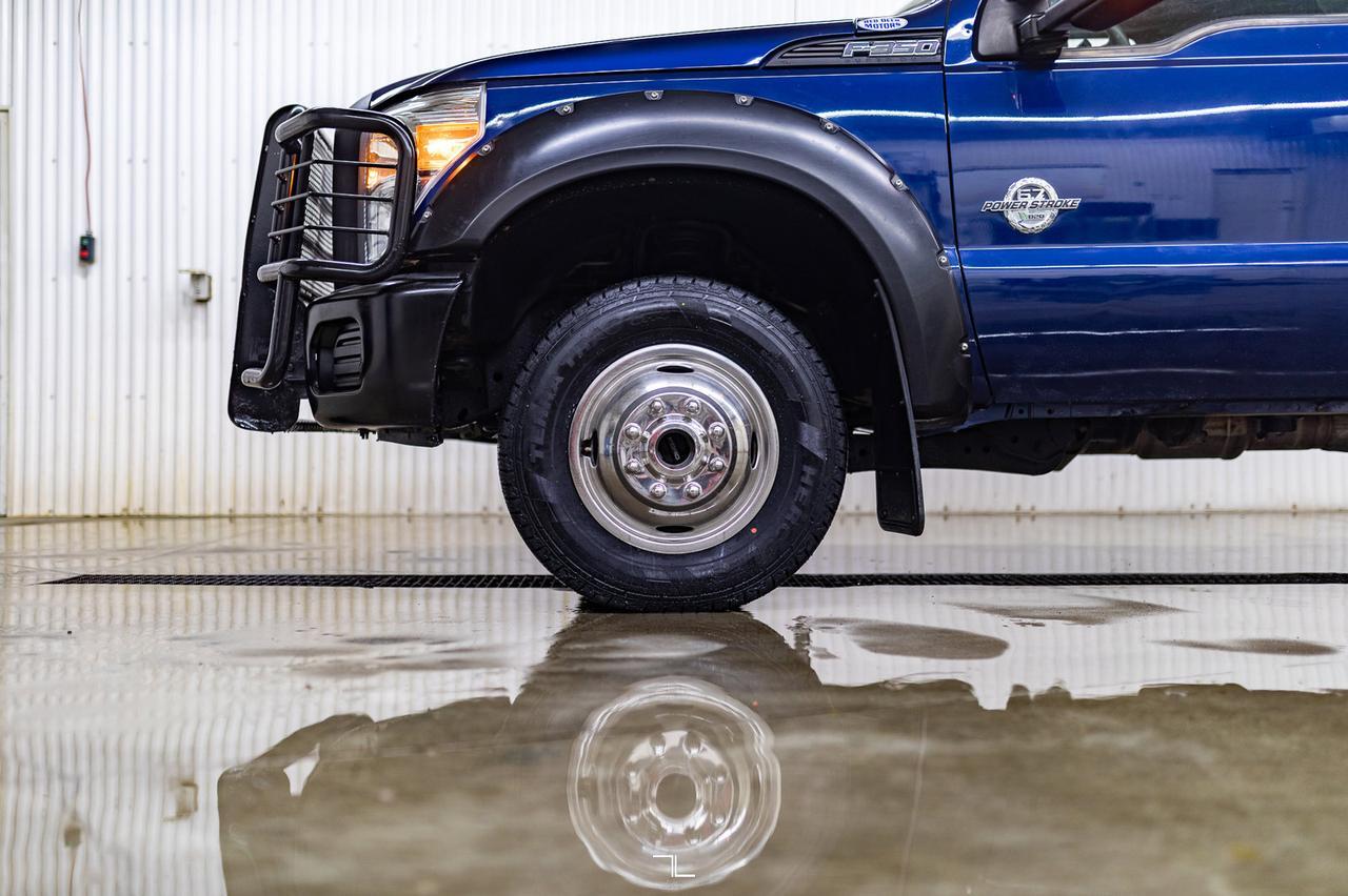 2011 Ford F-350 4x4 Super Cab XL Dually Deck Diesel Red Deer AB