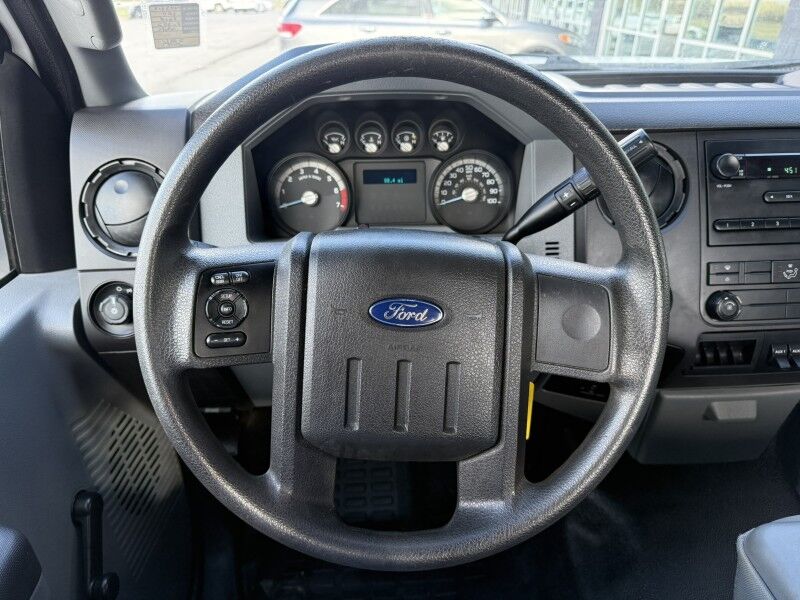 2011 Ford F-350 SRW Flatbed w/ Lift Gate 38k mi's XL Collinsville OK