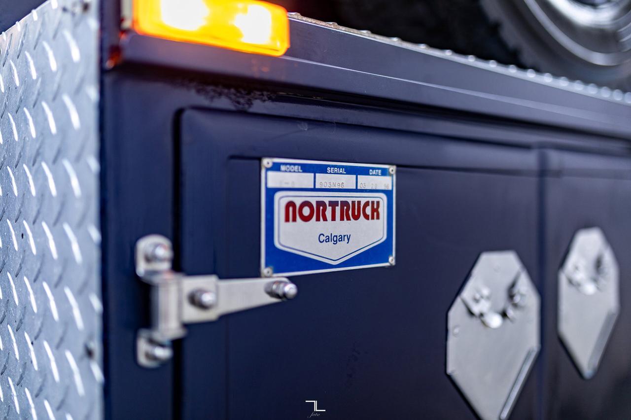 2011 Ford F-450 4x4 Crew Cab XLT Mechanics/Service Box Diesel Red Deer AB