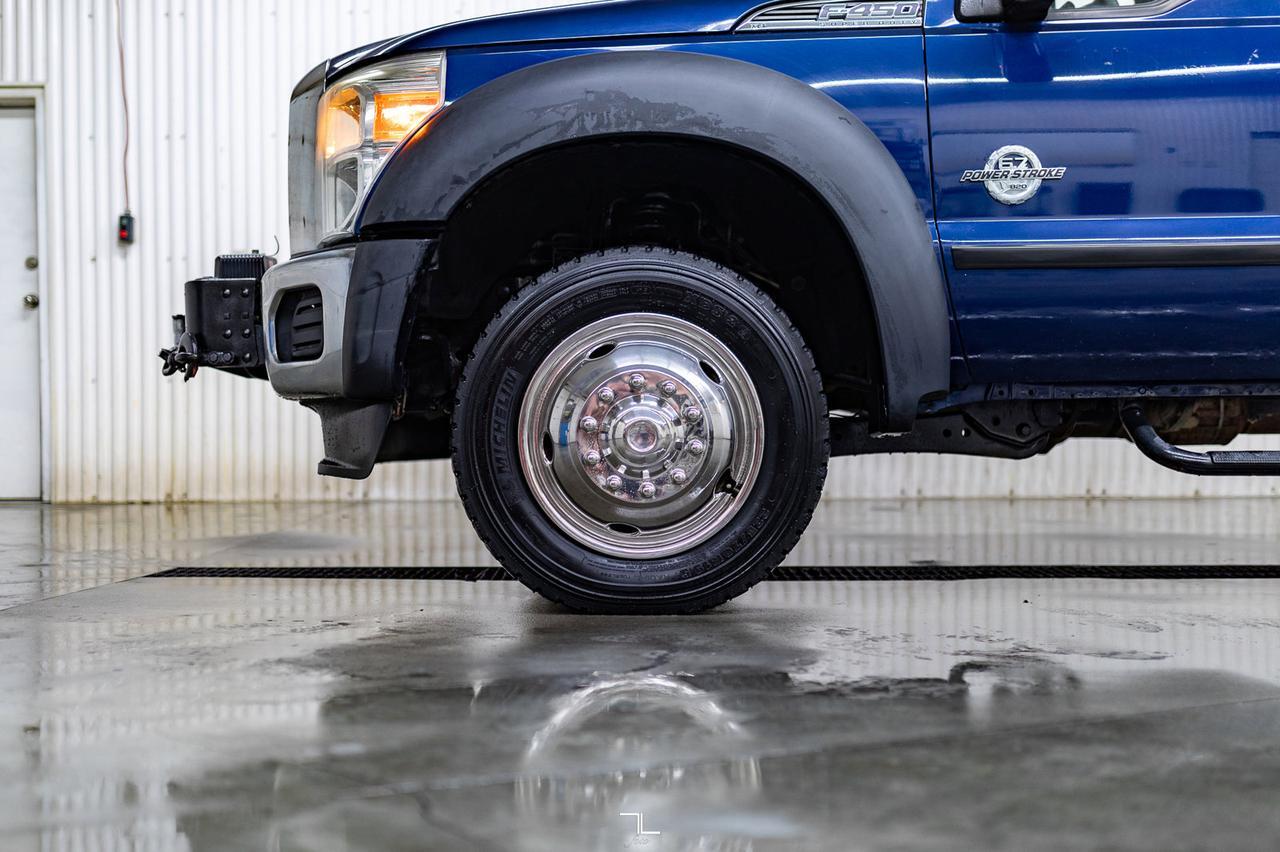 2011 Ford F-450 4x4 Crew Cab XLT Mechanics/Service Box Diesel Red Deer AB