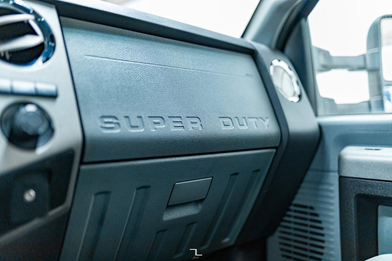 2011 Ford F-450 4x4 Crew Cab XLT Mechanics/Service Box Diesel Red Deer AB