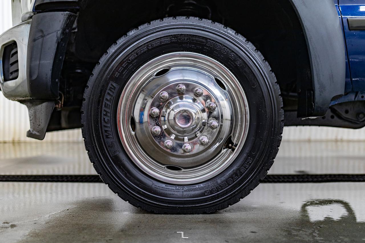 2011 Ford F-450 4x4 Crew Cab XLT Mechanics/Service Box Diesel Red Deer AB