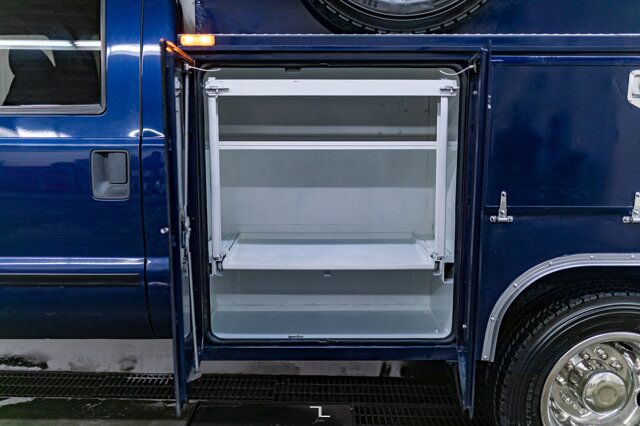 2011 Ford F-450 4x4 Crew Cab XLT Mechanics/Service Box Diesel Red Deer AB