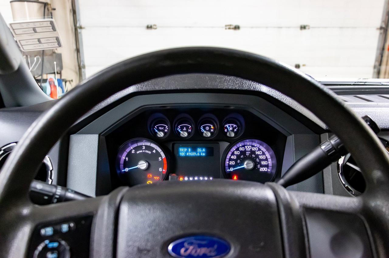 2011 Ford F-450 4x4 Super Cab XLT Deck Power Tailgate Red Deer AB