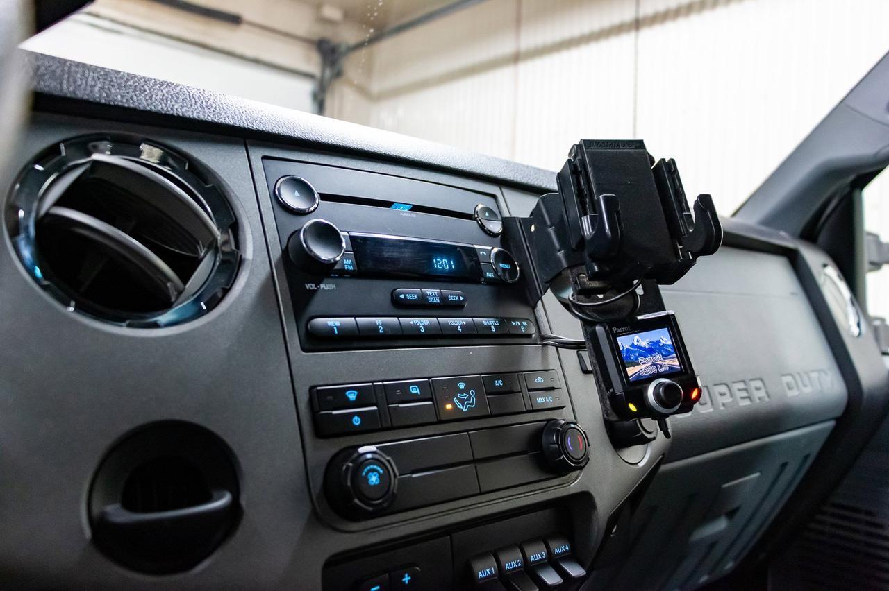 2011 Ford F-450 4x4 Super Cab XLT Deck Power Tailgate Red Deer AB