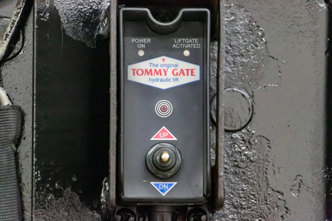 2011 Ford F-450 4x4 Super Cab XLT Deck Power Tailgate Red Deer AB