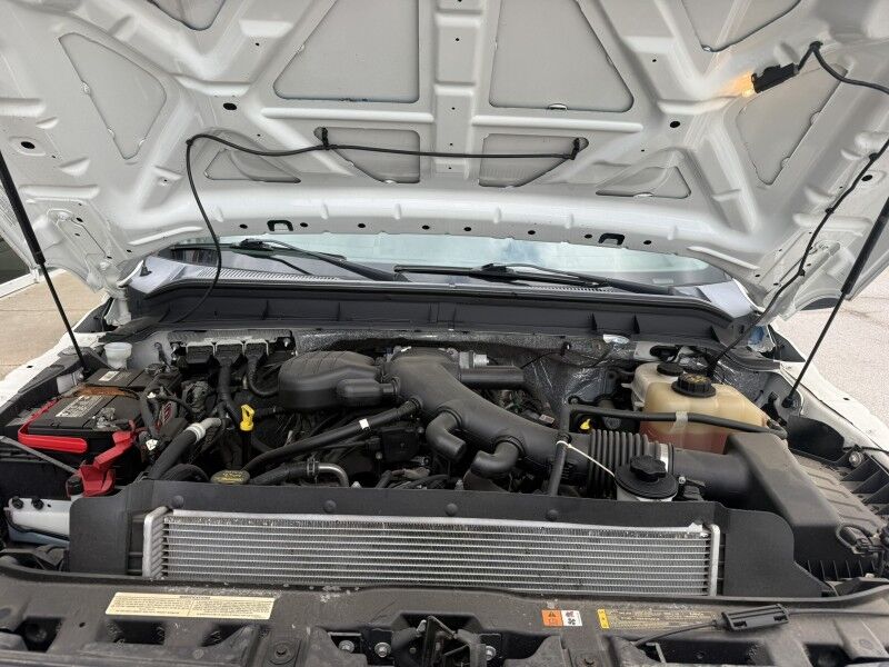 2011 Ford F-450 V10 Cab & Chassis XLT Collinsville OK