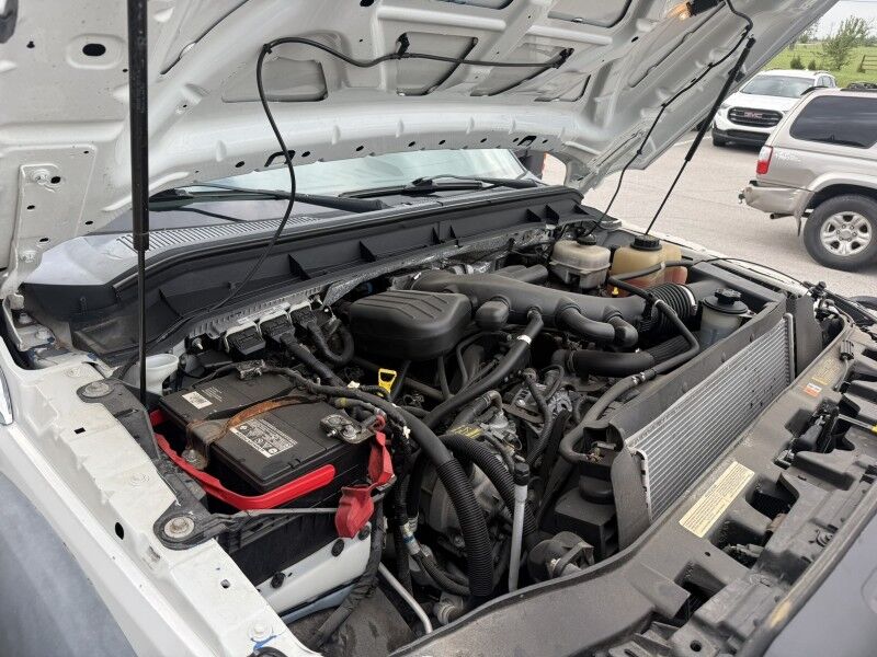 2011 Ford F-450 V10 Cab & Chassis XLT Collinsville OK