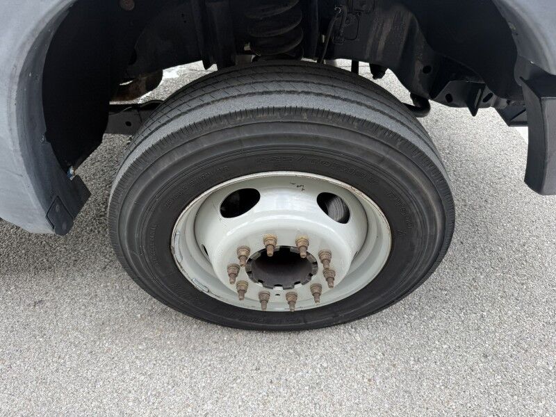 2011 Ford F-450 V10 Cab & Chassis XLT Collinsville OK