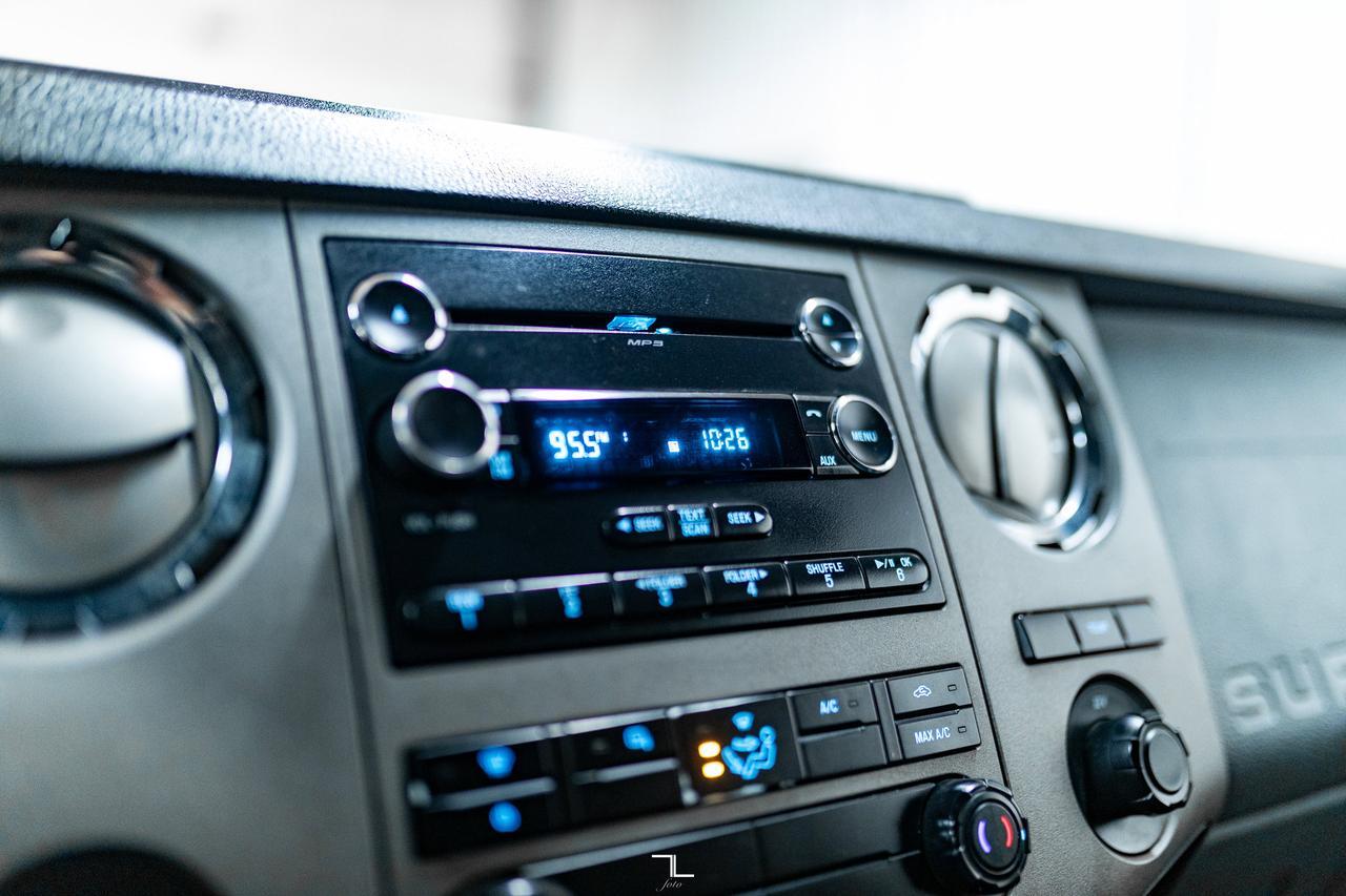 2011 Ford F-550 4x4 Crew Cab XLT Picker Diesel Red Deer AB