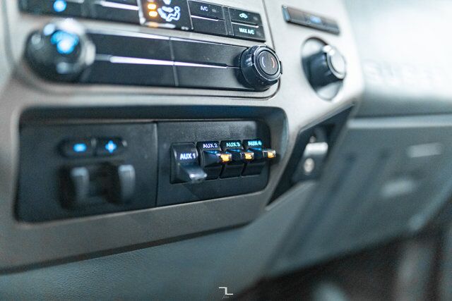 2011 Ford F-550 4x4 Crew Cab XLT Picker Diesel Red Deer AB