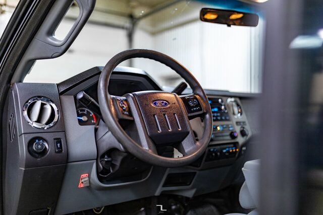 2011 Ford F-550 4x4 Crew Cab XLT Picker Diesel Red Deer AB