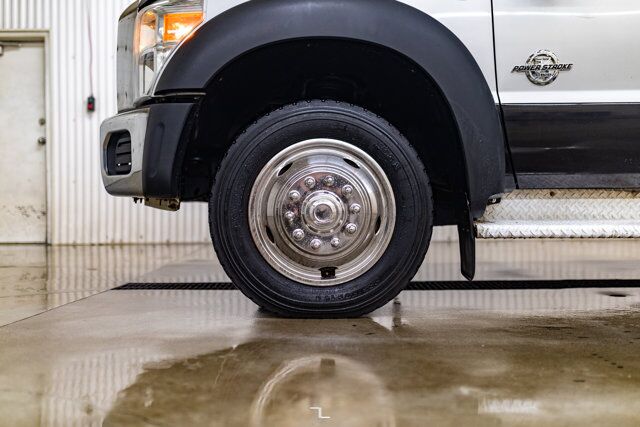 2011 Ford F-550 4x4 Crew Cab XLT Picker Diesel Red Deer AB