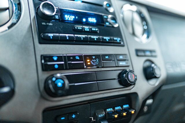 2011 Ford F-550 4x4 Crew Cab XLT Picker Diesel Red Deer AB