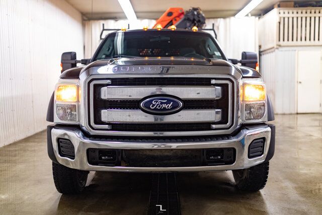 2011 Ford F-550 4x4 Crew Cab XLT Picker Diesel Red Deer AB
