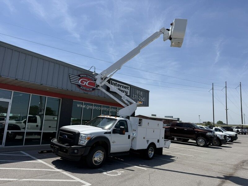 2011 Ford F-550's photo