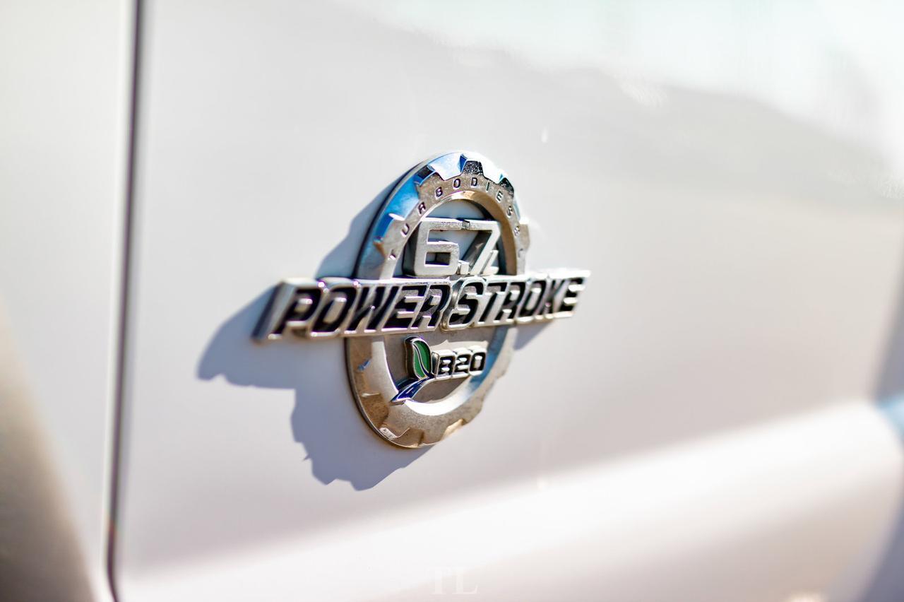 2011 Ford F-550 XL Diesel 28 Passenger Bus Bathroom PA System Red Deer AB