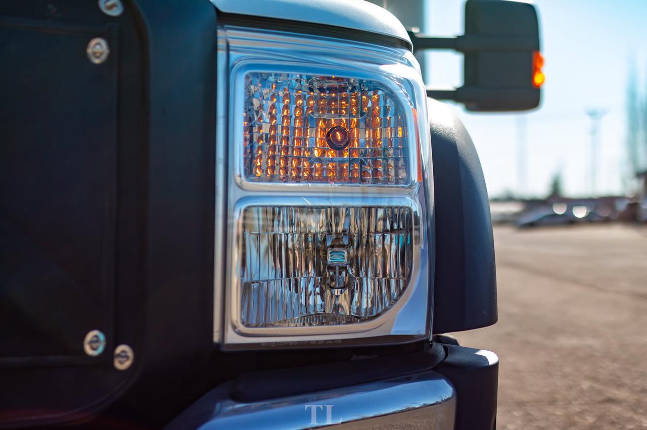 2011 Ford F-550 XL Diesel 28 Passenger Bus Bathroom PA System Red Deer AB