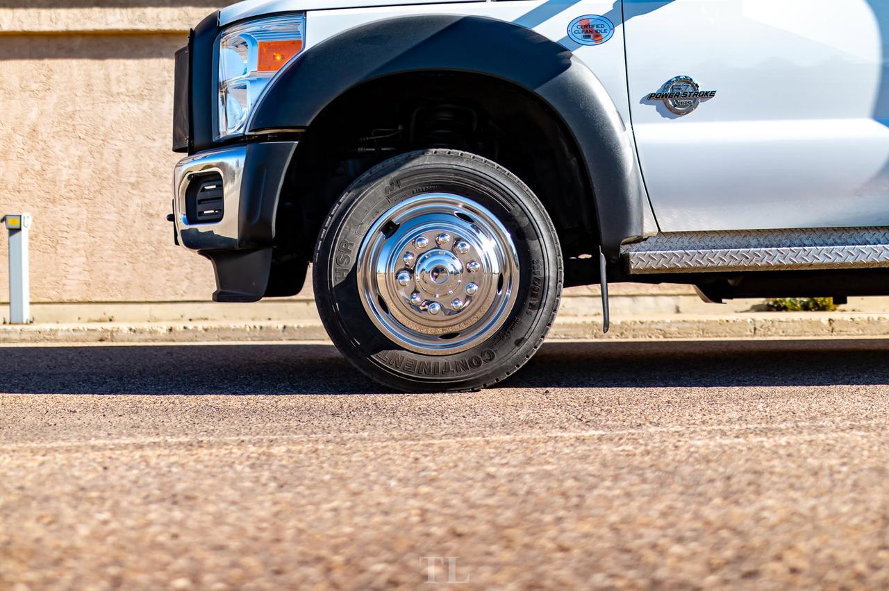 2011 Ford F-550 XL Diesel 28 Passenger Bus Bathroom PA System Red Deer AB