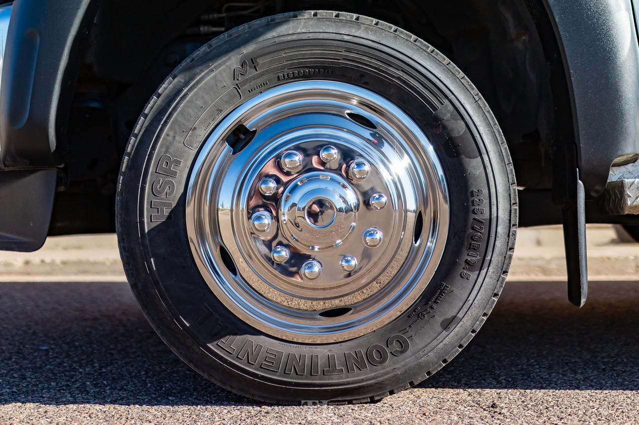 2011 Ford F-550 XL Diesel 28 Passenger Bus Bathroom PA System Red Deer AB