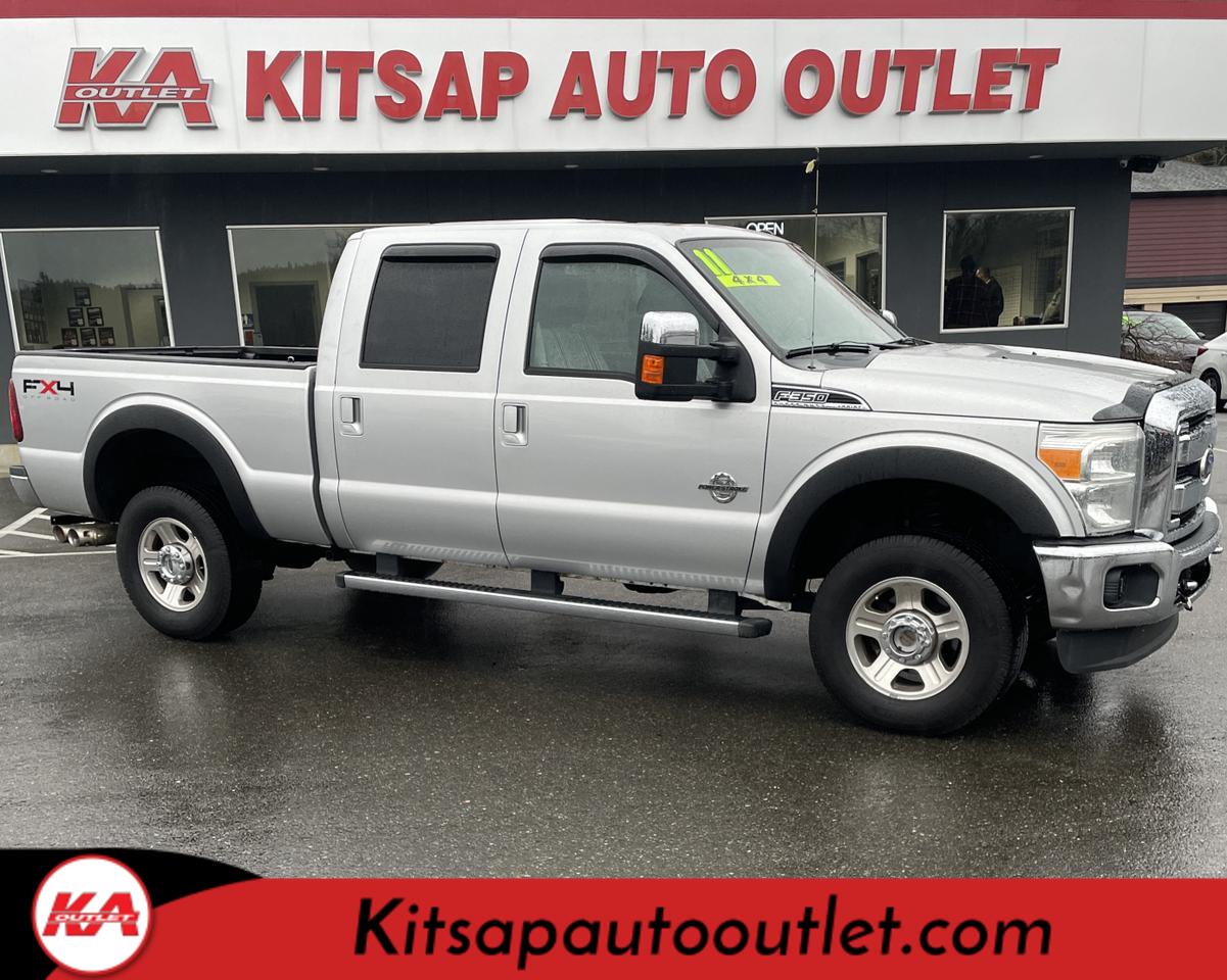 2011 Ford F350 Super Duty Crew Cab Lariat Pickup 4D 6 3/4 ft