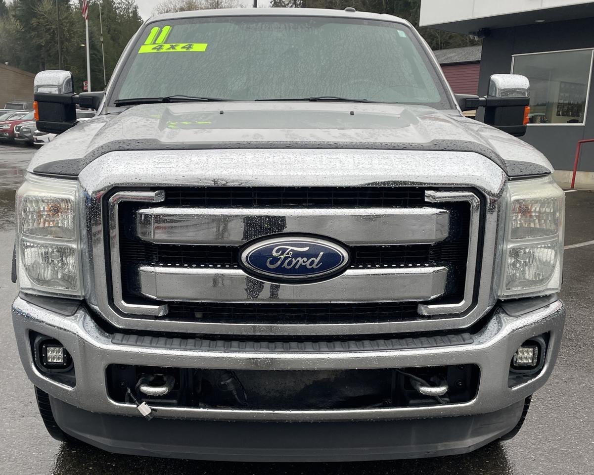 2011 Ford F350 Super Duty Crew Cab Lariat Pickup 4D 6 3/4 ft
