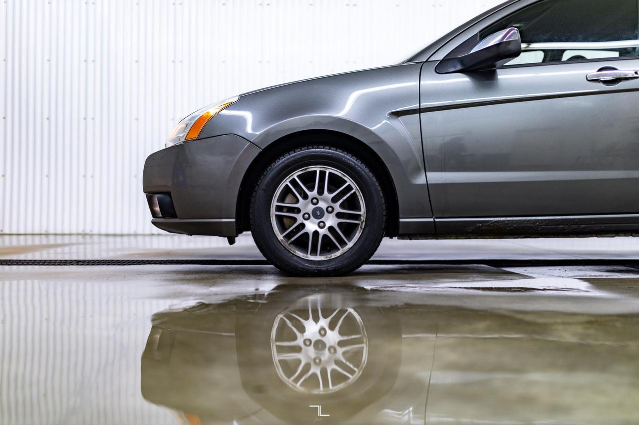 2011 Ford Focus SE Heated Seats Red Deer AB