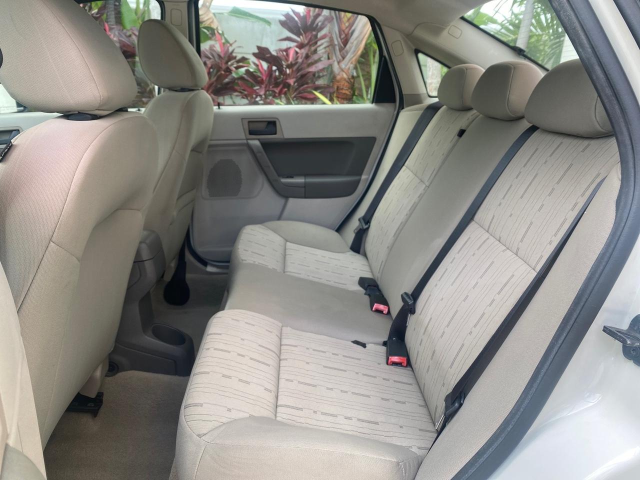 2011 Ford Focus SE LOW MILES 36,864 Pompano Beach FL