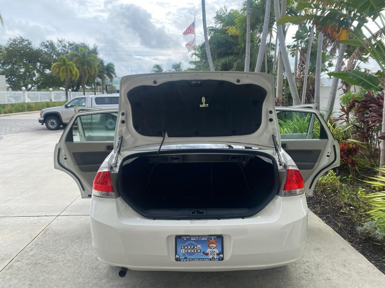 2011 Ford Focus SE LOW MILES 36,864 Pompano Beach FL