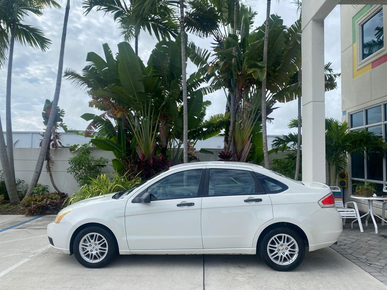 2011 Ford Focus SE LOW MILES 36,864 Pompano Beach FL