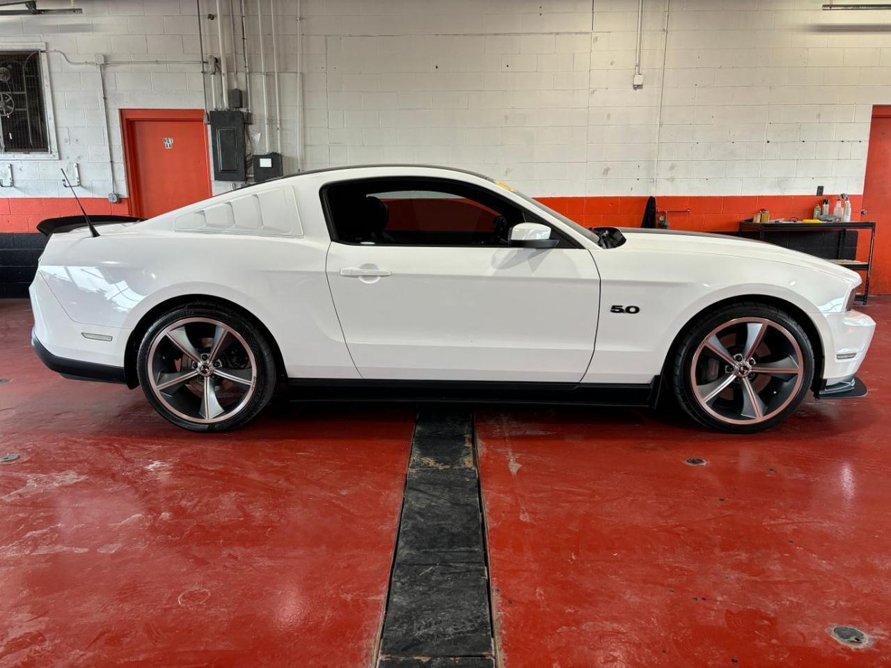 2011 Ford Mustang GT Premium