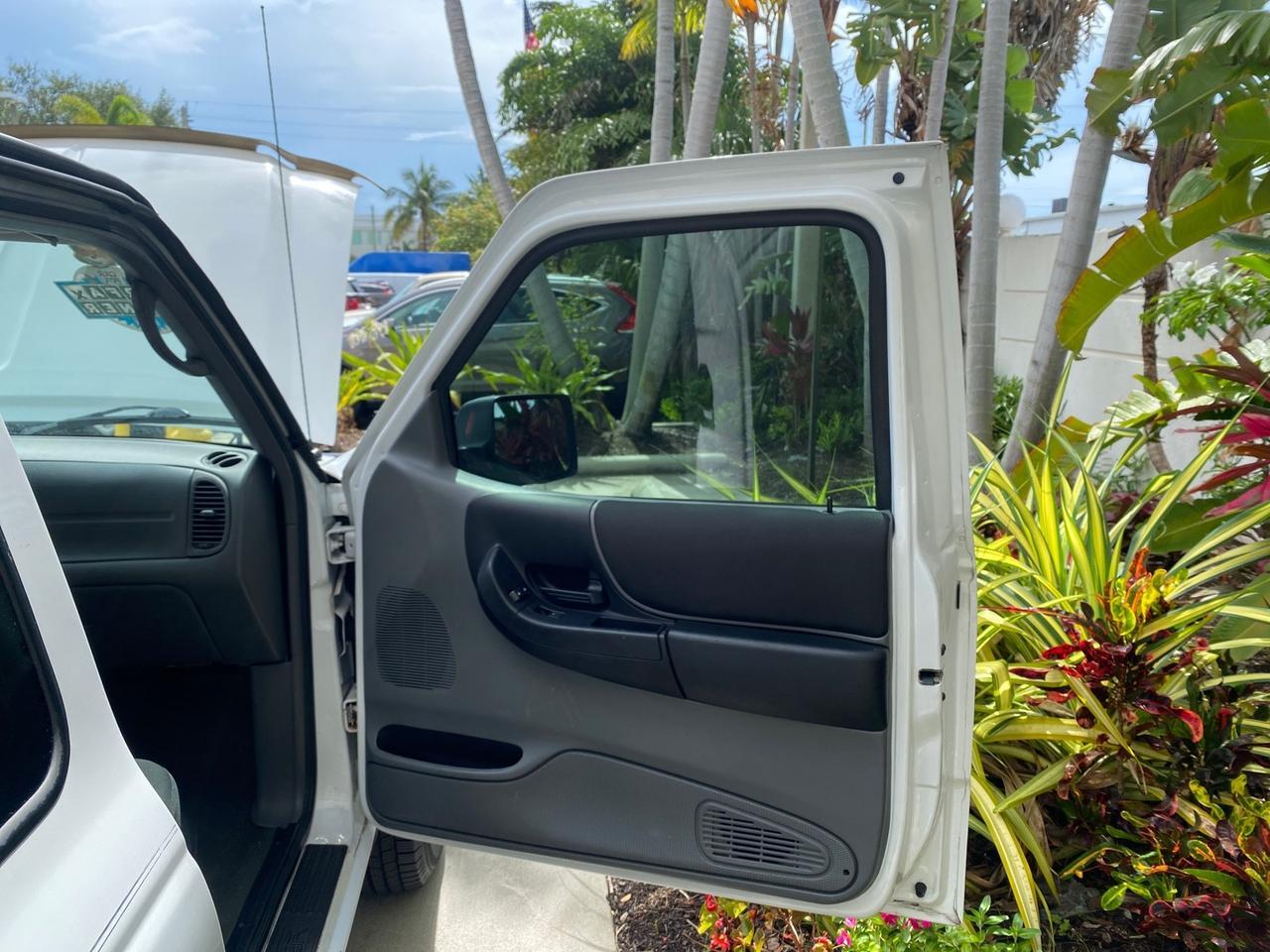 2011 Ford Ranger X CAB XLT 1 OWNER FL Pompano Beach FL