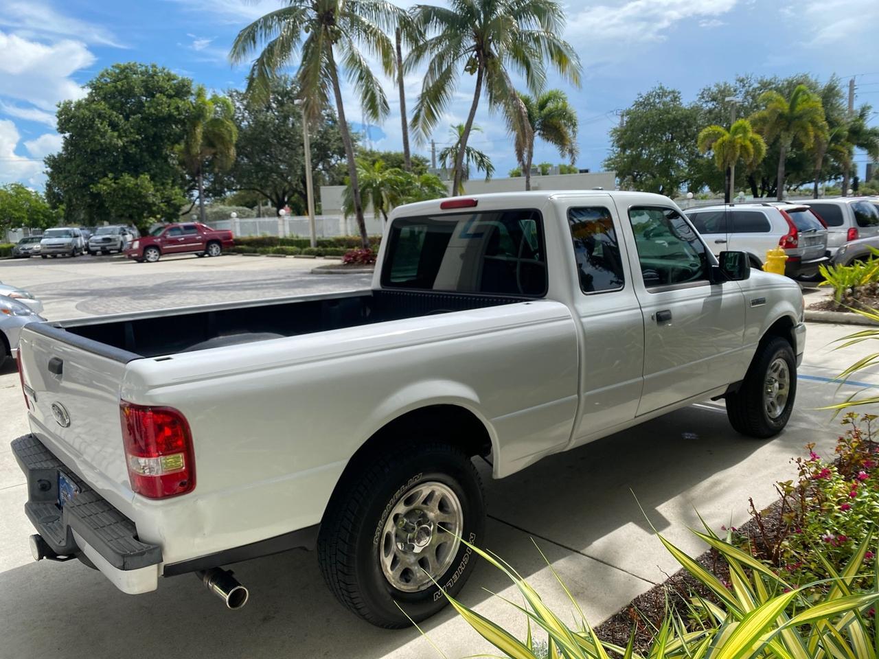 2011 Ford Ranger X CAB XLT 1 OWNER FL Pompano Beach FL