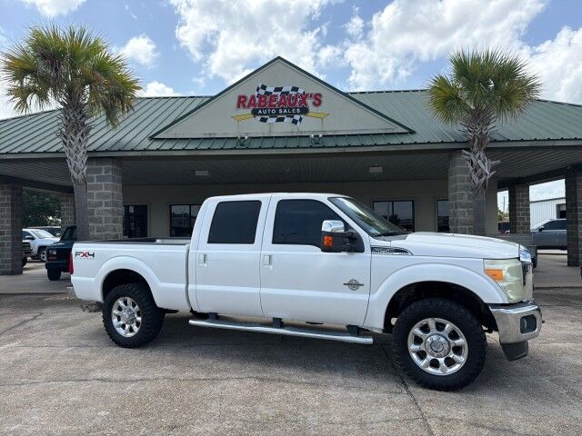 2011 Ford Super Duty F-250 Crew Cab 4WD Lariat