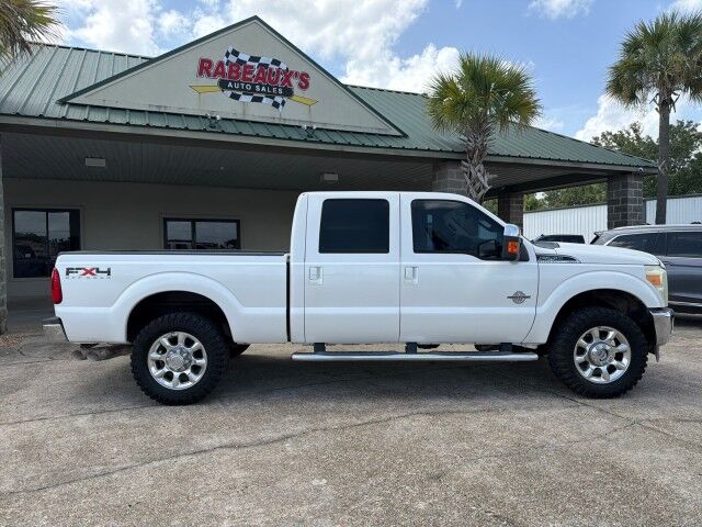 2011 Ford Super Duty F-250 Crew Cab 4WD Lariat