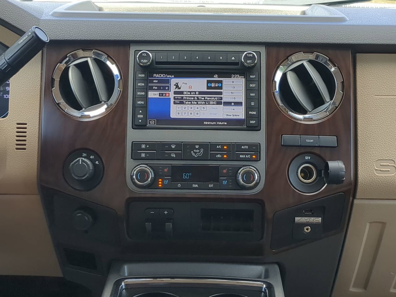2011 Ford Super Duty F-350 DRW Lariat Winder GA