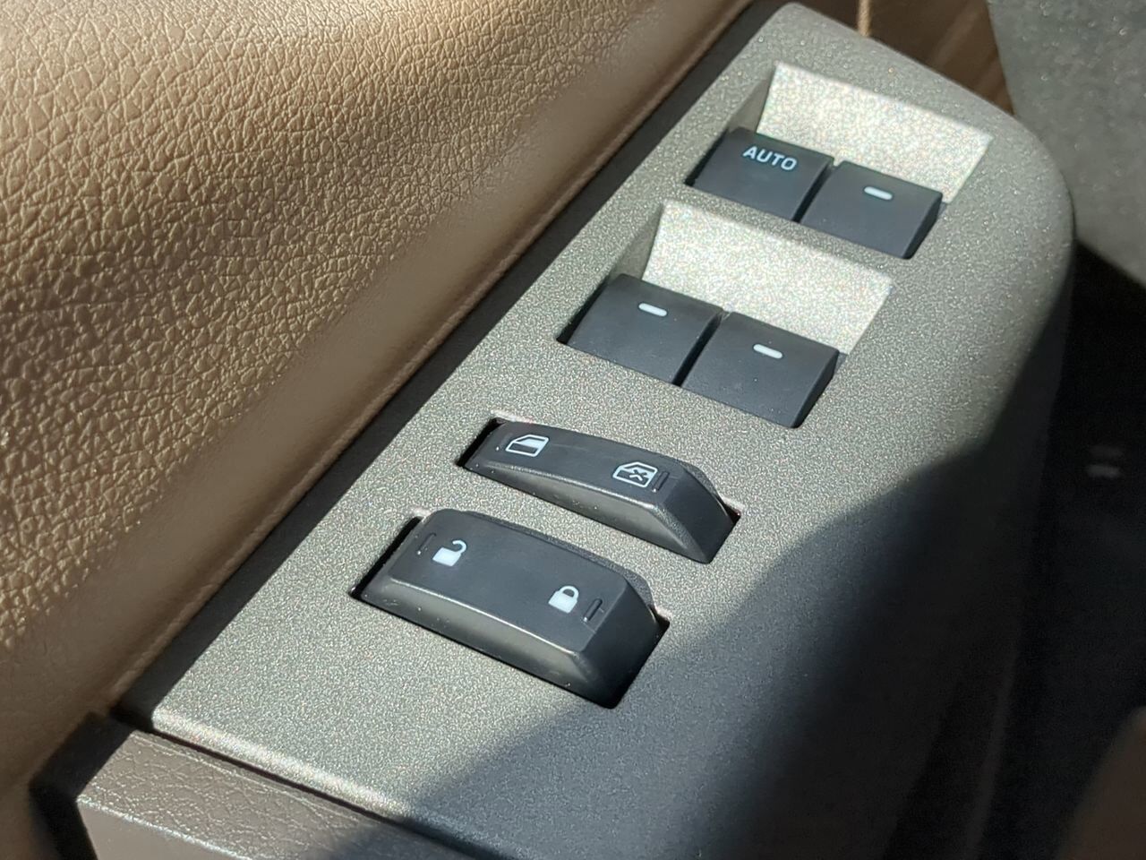 2011 Ford Super Duty F-350 DRW Lariat Winder GA