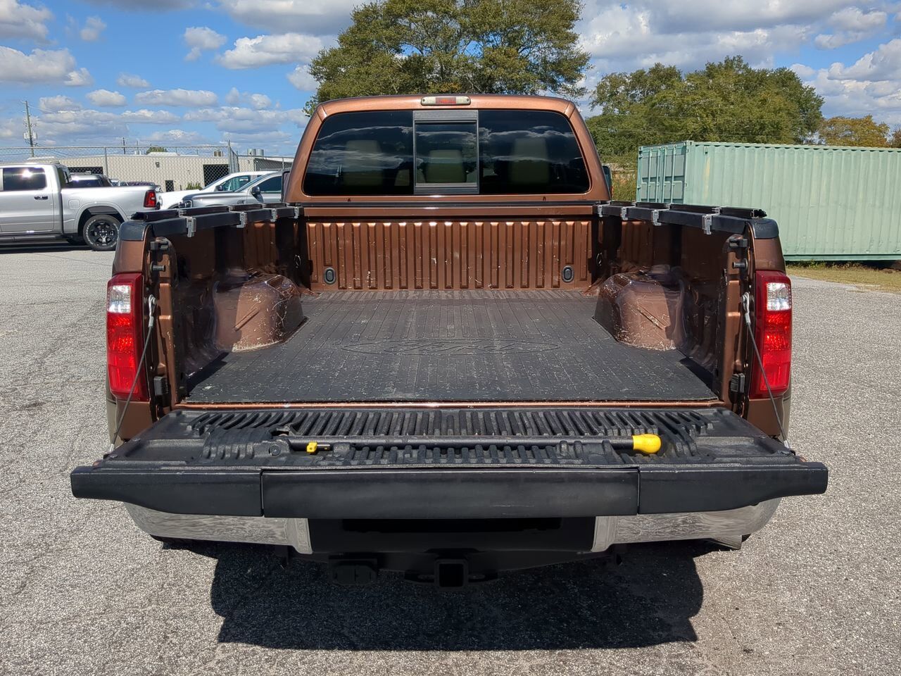 2011 Ford Super Duty F-350 DRW Lariat Winder GA