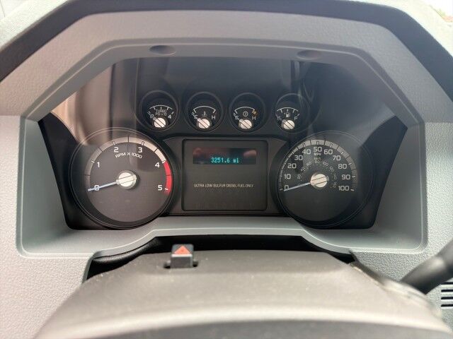 2011 Ford Super Duty F-350 Reg Cab XL 3K MILES 194 ENGINE HOURS Lafayette LA