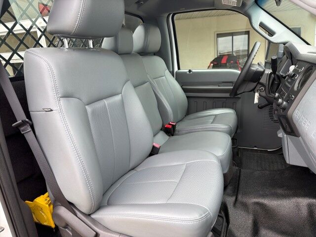2011 Ford Super Duty F-350 Reg Cab XL 3K MILES 194 ENGINE HOURS Lafayette LA