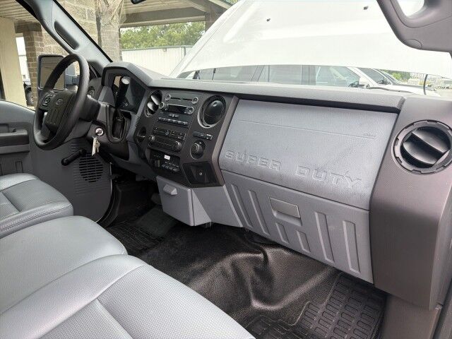 2011 Ford Super Duty F-350 Reg Cab XL 3K MILES 194 ENGINE HOURS Lafayette LA