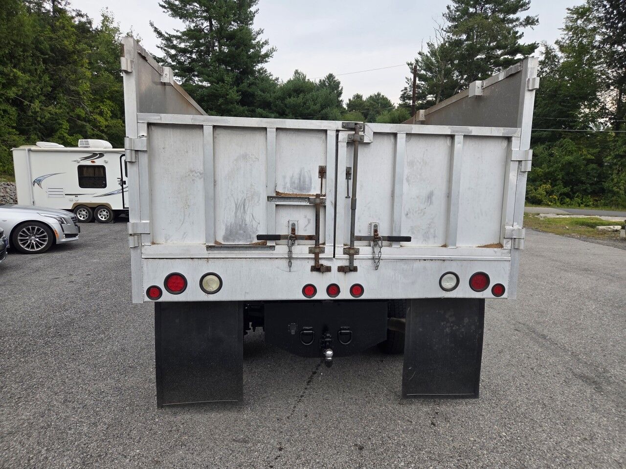 2011 Ford Super Duty F-550 DRW XL Charlton MA