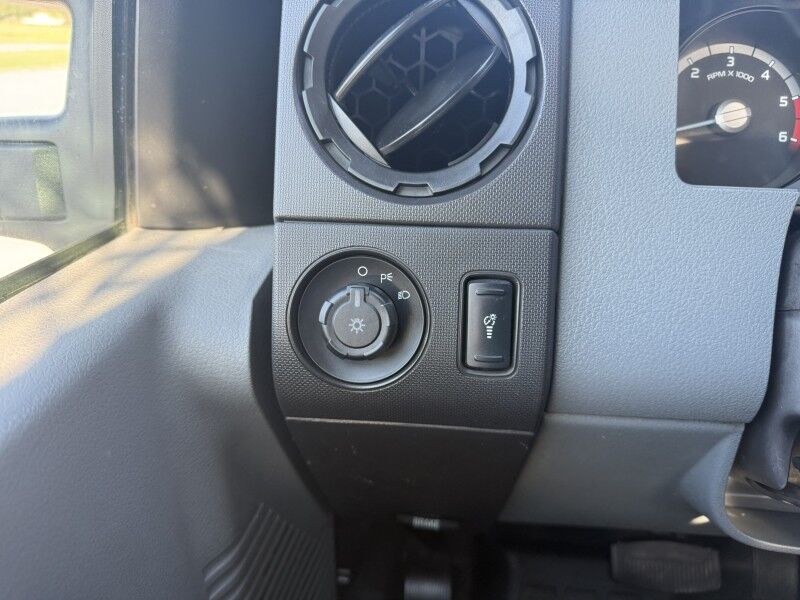 2011 Ford Super Duty F-550 V10 Flatbed XL Collinsville OK