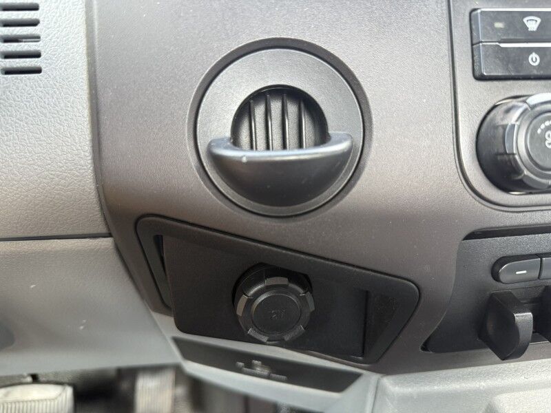 2011 Ford Super Duty F-550 V10 Flatbed XL Collinsville OK